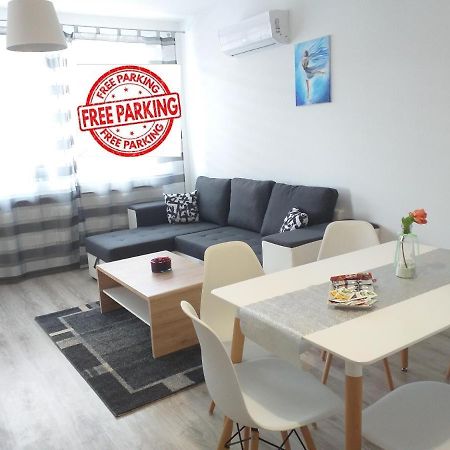 Hatvan Corner Apartments Дебрецен Екстер'єр фото