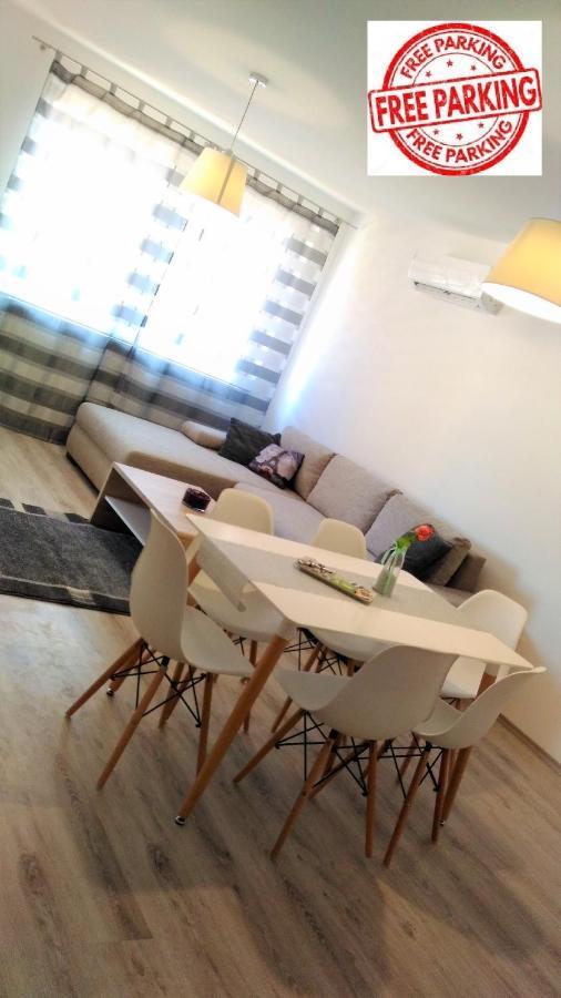 Hatvan Corner Apartments Дебрецен Екстер'єр фото
